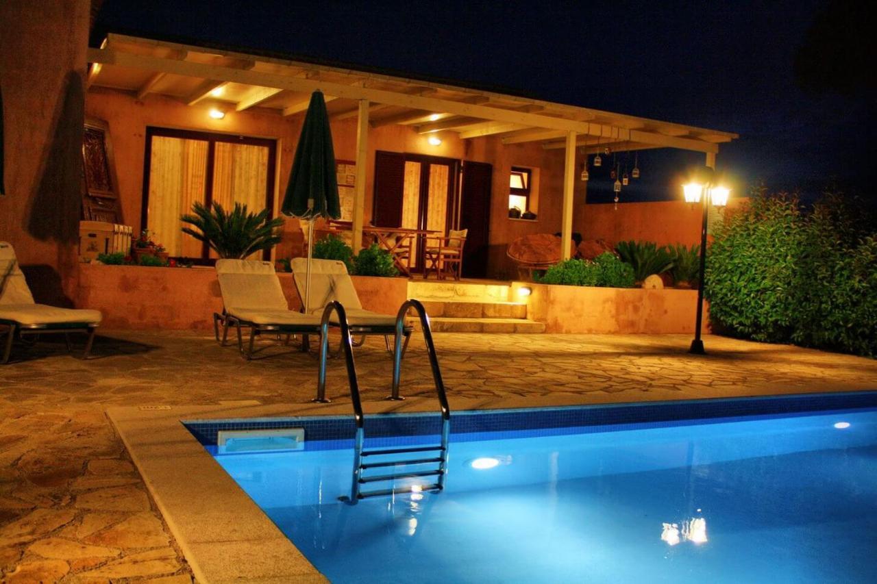 Villa Cottage Kantrillies Fokata Dış mekan fotoğraf