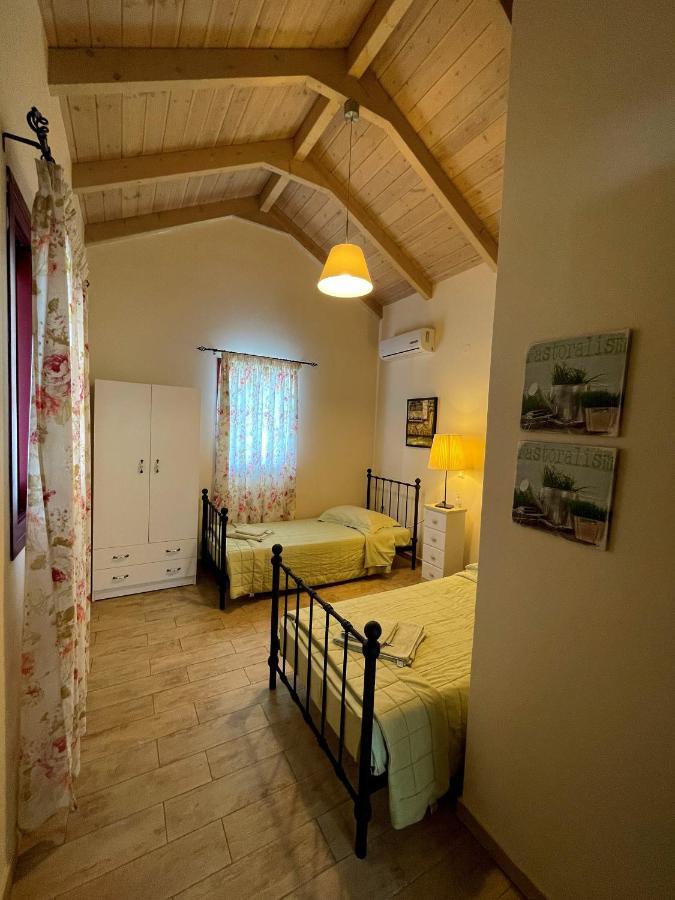 Villa Cottage Kantrillies Fokata Dış mekan fotoğraf